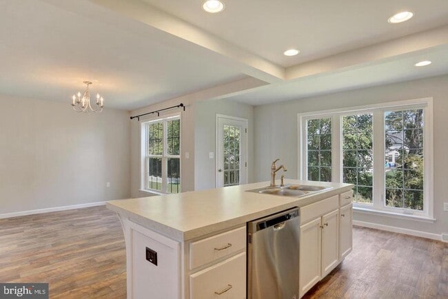 Building Photo - 90 Hoke Farm Way