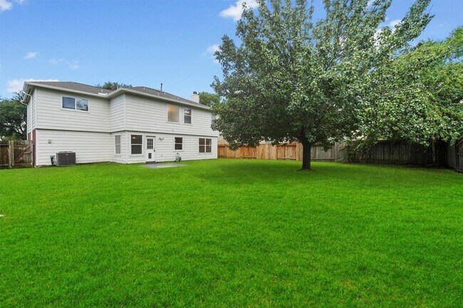 Building Photo - 17142 Kiowa River Ln