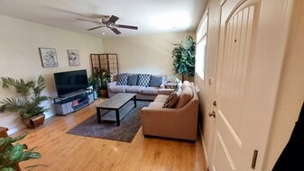 Building Photo - 3565 N E St