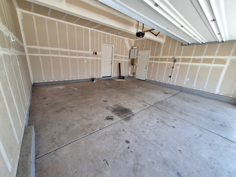 Building Photo - 4335 Ibiza Island Way