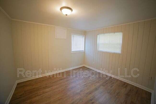 Building Photo - 3424 Orlando Dr