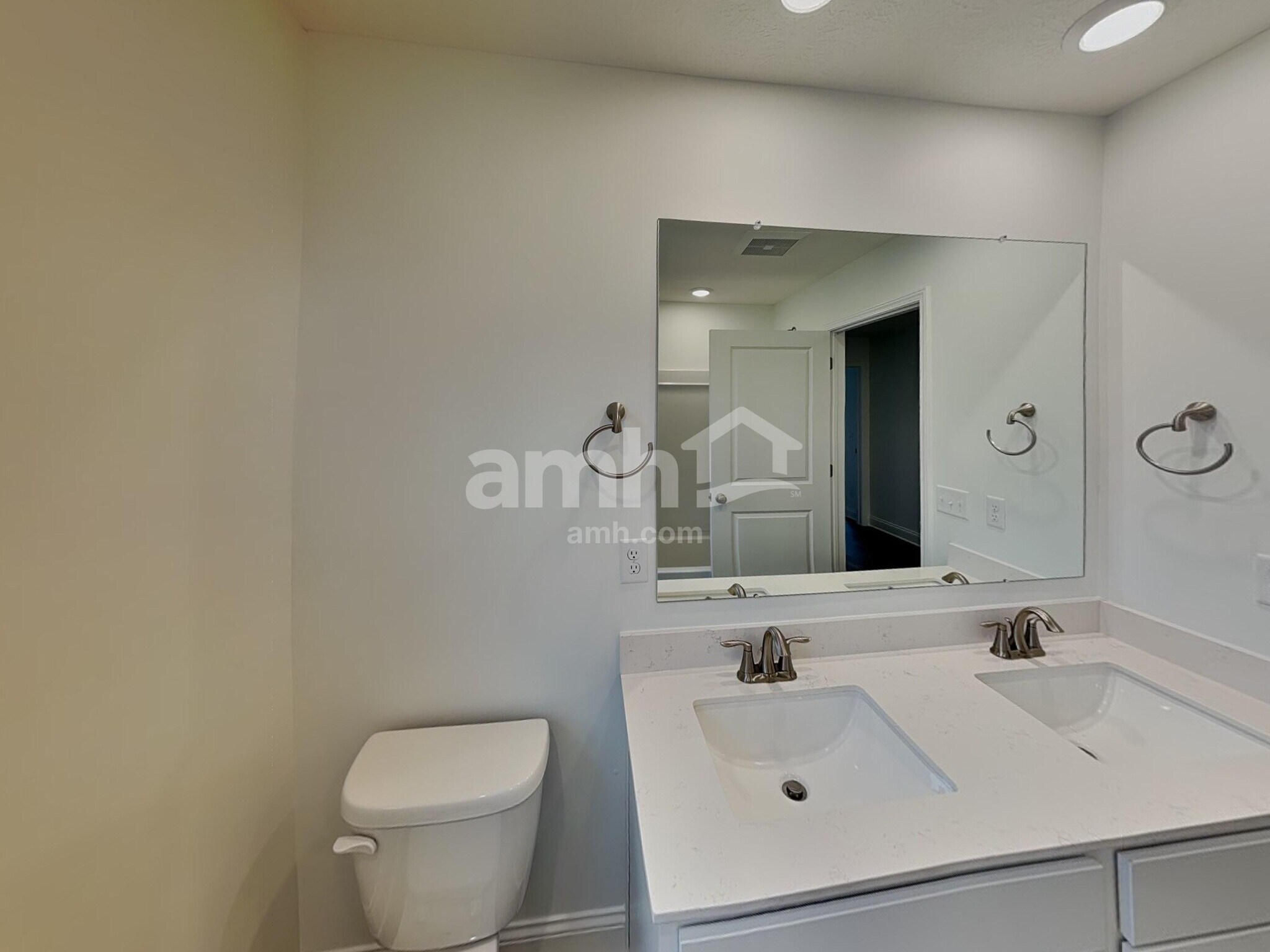 Building Photo - 203 Kramer Mills Dr