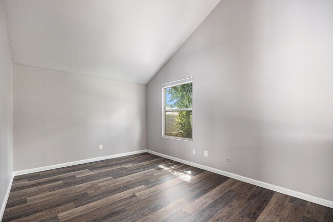 Building Photo - Beautifully Finished Detached Patio Home