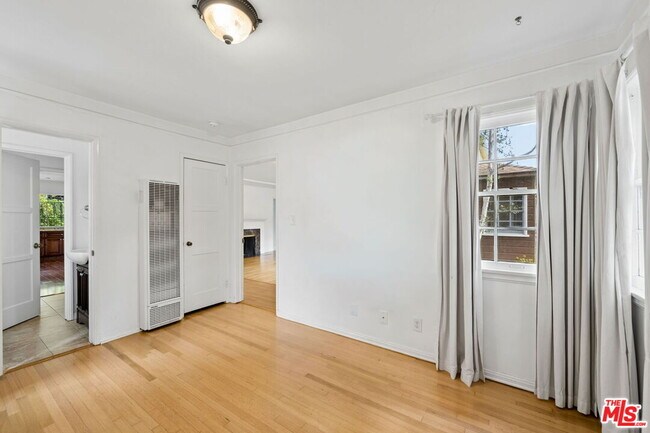 Building Photo - 1377 Appleton Way