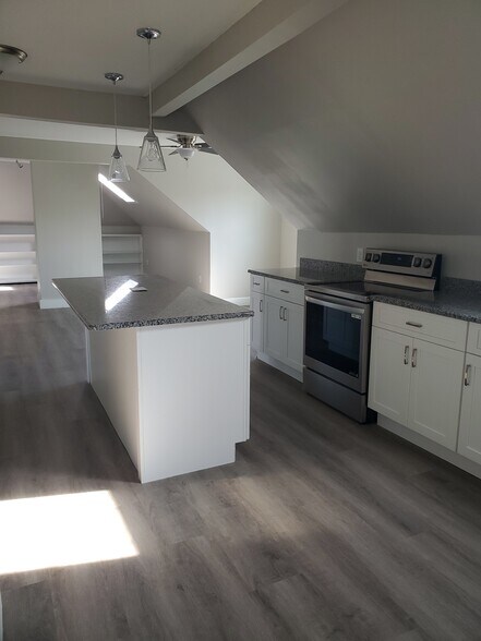 New appliances - 163 Whitman Ave