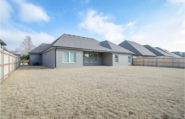 Building Photo - Gorgeous Newer Construction 4 Bedroom Home In The Highly Desirable Chisholm Ranch Subdivision!