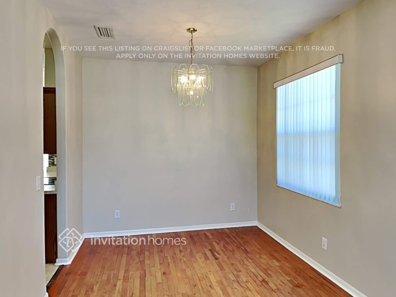 Building Photo - 11439 Village Brook Dr