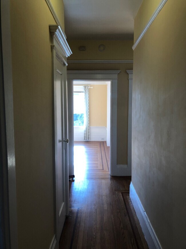 Building Photo - 2345 Fulton St