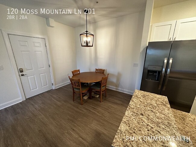 Building Photo - 120 Moss Mountain Ln
