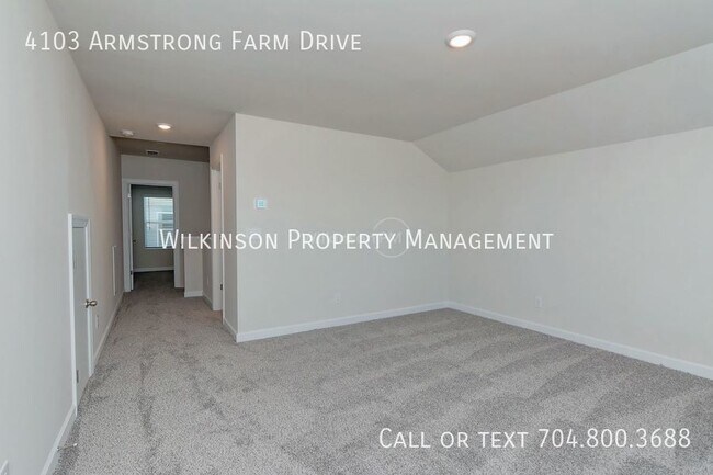 Building Photo - A nice 3 bedrooms and 2 bathrooms energy-e...