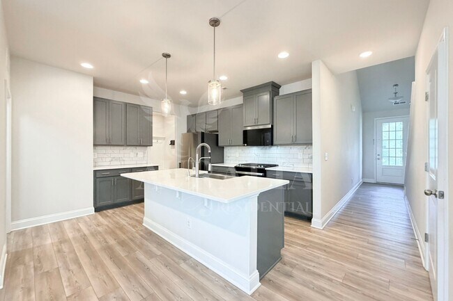 Building Photo - 219 Wood Orchid Ln