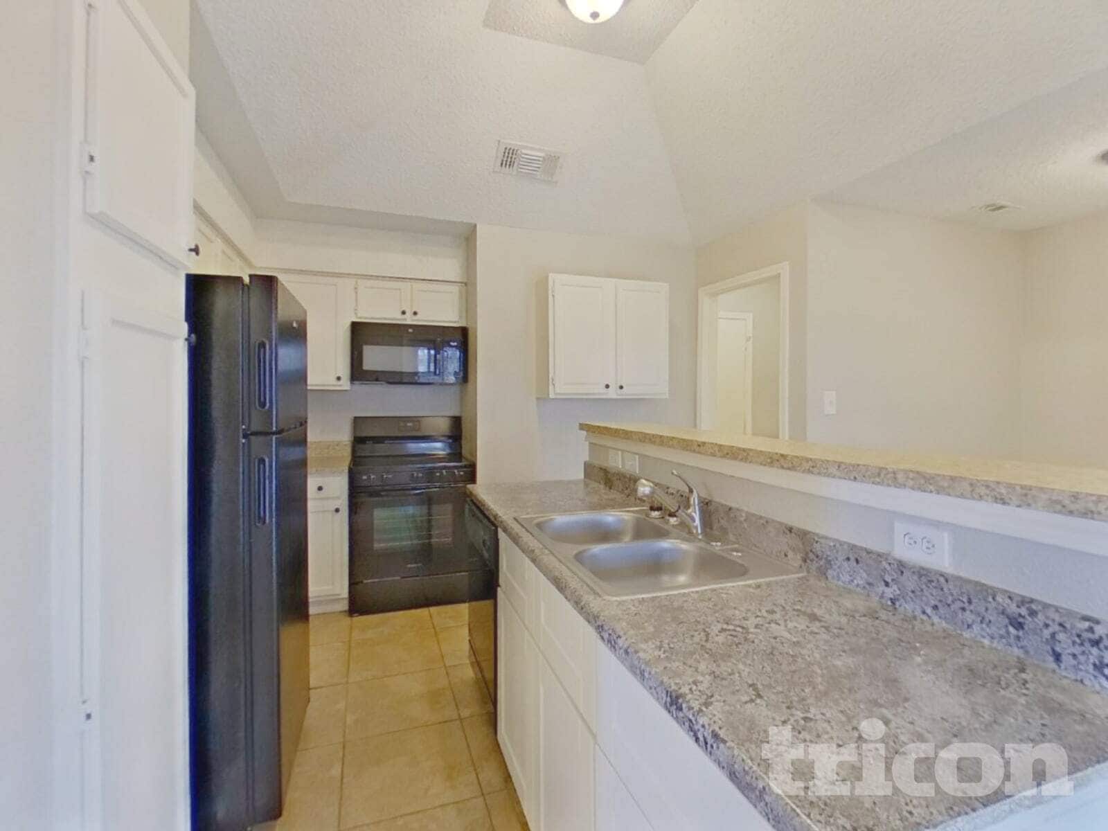 Building Photo - 6621 Brookhaven Trail