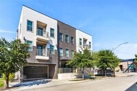 Building Photo - 2712 Wingate St