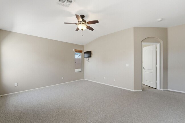 Building Photo - Maricopa Gem! 2,130 SF, Large Kitchen, AZ Room + Golf Course Living