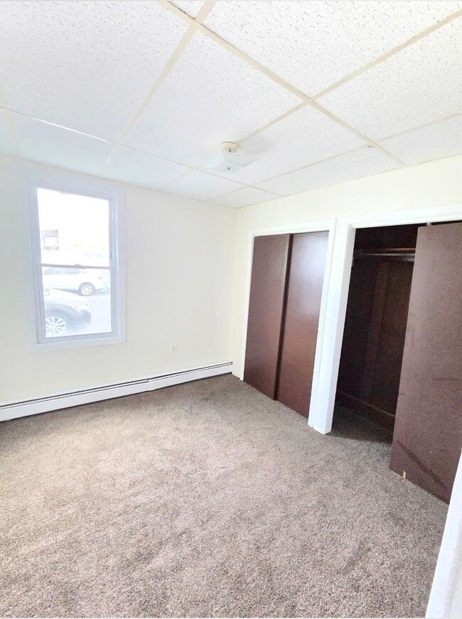 Building Photo - 17 Halstead St