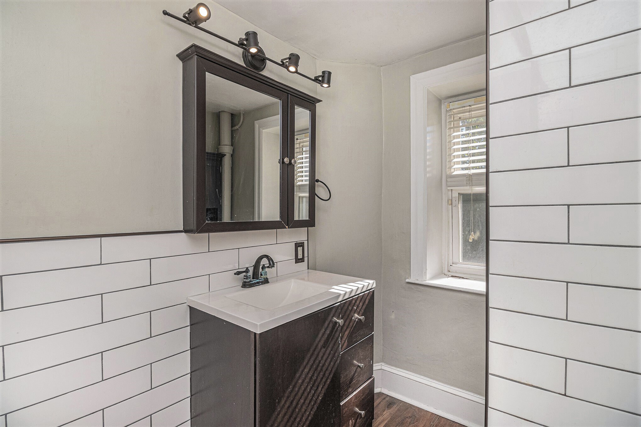 Building Photo - 147 Fountain St