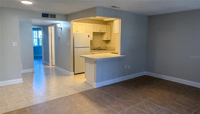 Building Photo - 377 S McMullen Booth Rd