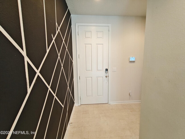 Building Photo - 5138 Sawmill Pt Wy