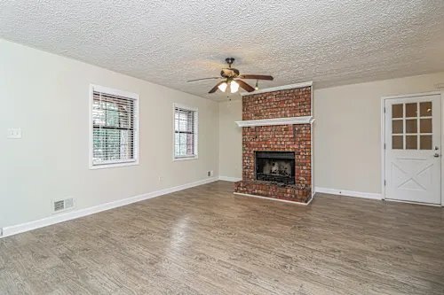 Building Photo - 3697 Ashley Woods Dr