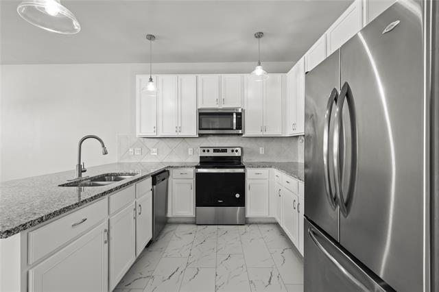 Building Photo - 5556 Topwater Trl