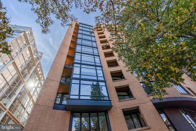 Building Photo - 1010 Massachusetts Ave NW