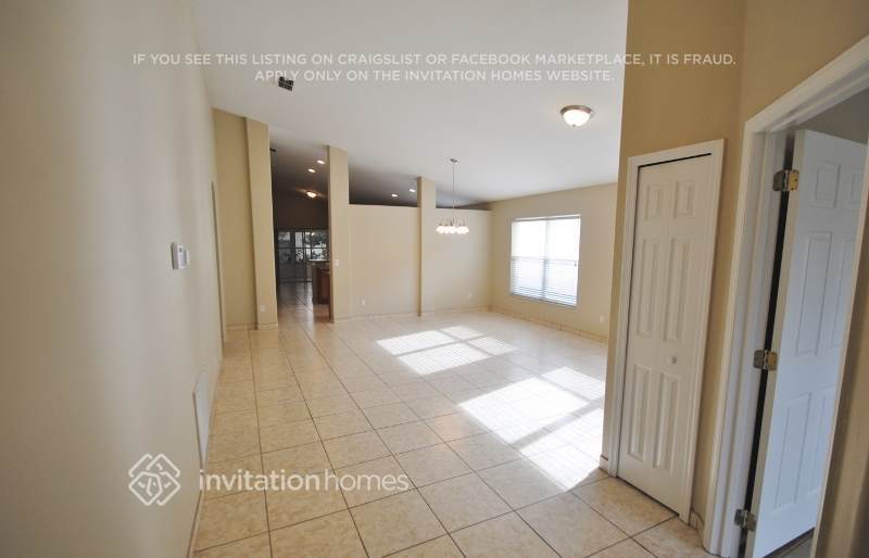 Building Photo - 2802 Wilshire Rd