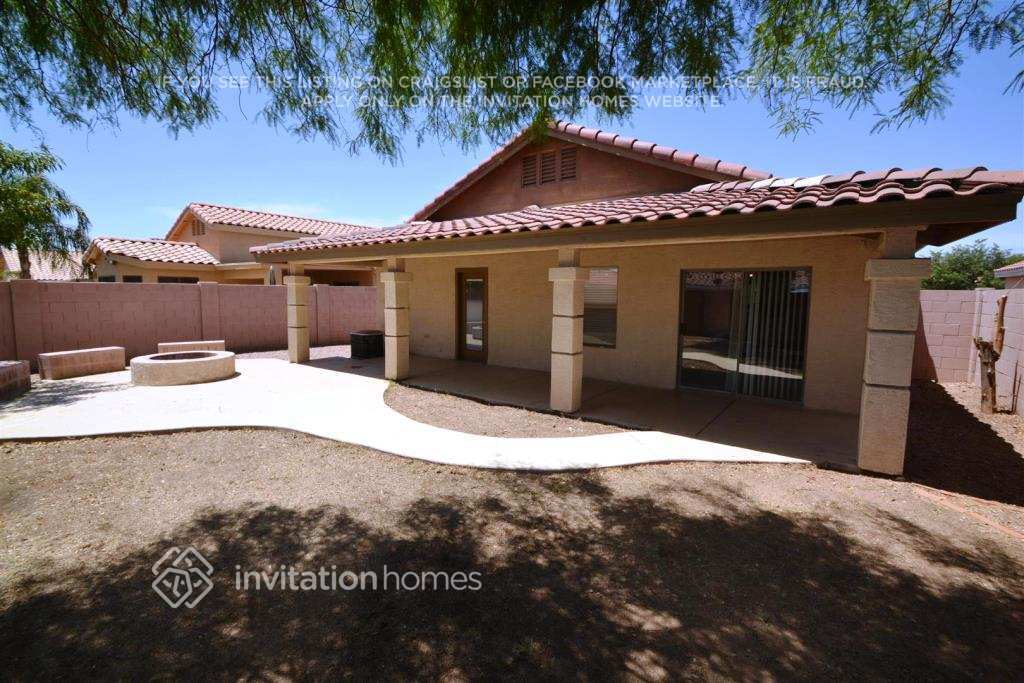 Building Photo - 10465 E Azalea Ave