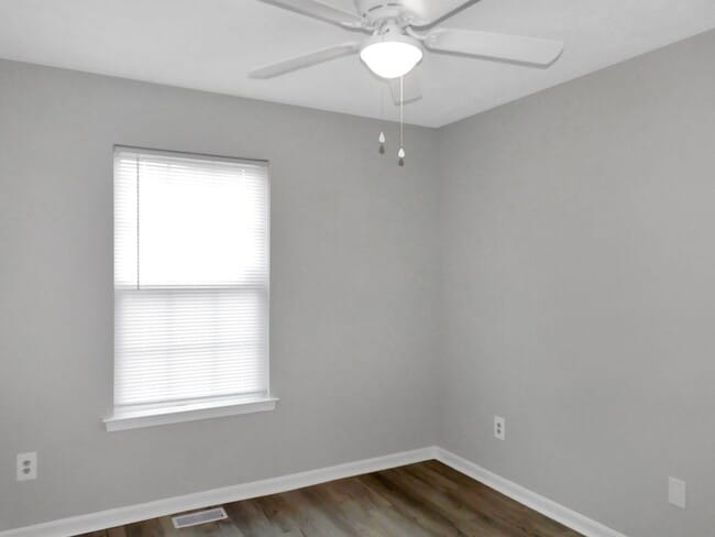 Building Photo - 21370 Lexington Dr