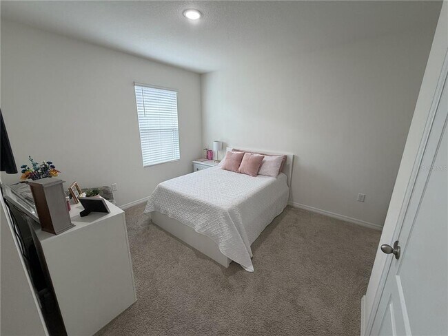 Building Photo - 750 Auburn Grv Ct