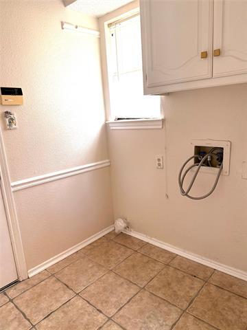 Building Photo - 3424 Tina St