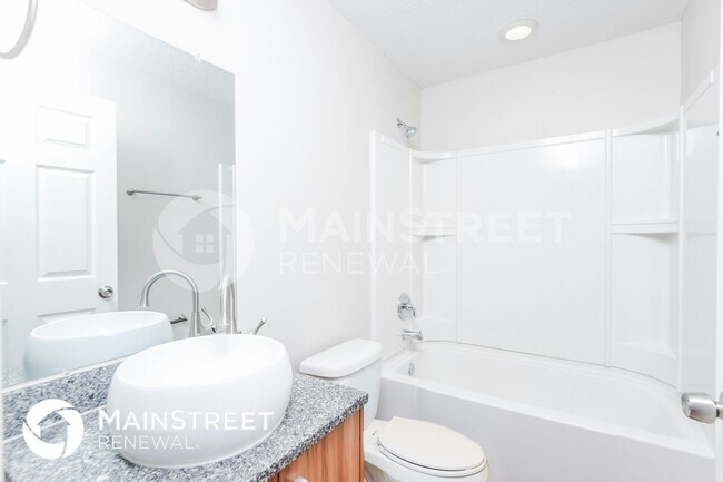 Building Photo - 3051 Fitzpatrick Ave