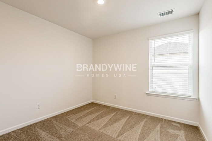 Building Photo - 1240 Arnhem Dr