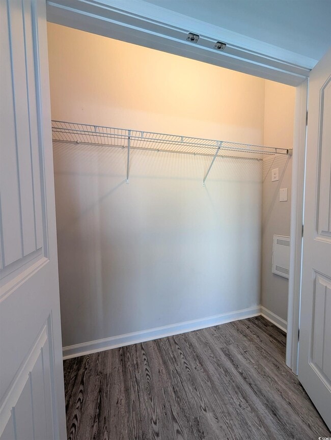 Building Photo - 351 Lakota Lp