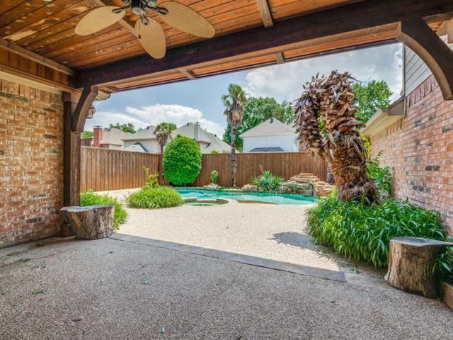 Building Photo - 6428 Glenhollow Dr