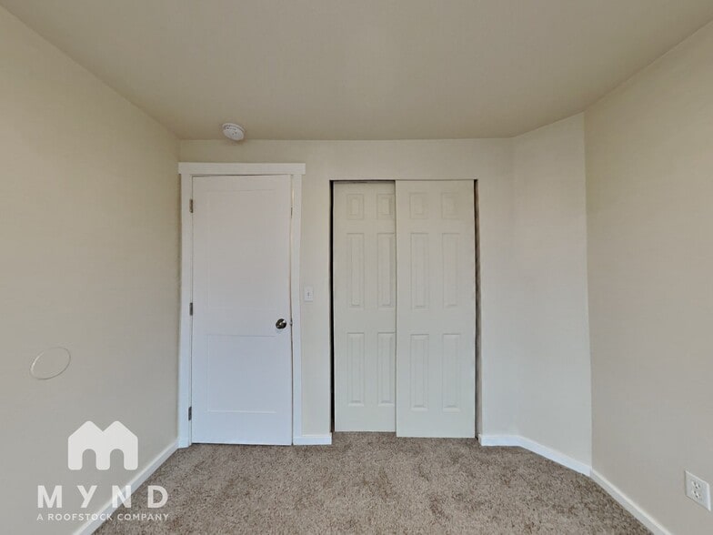 Building Photo - 13523 5th Ave Ct S