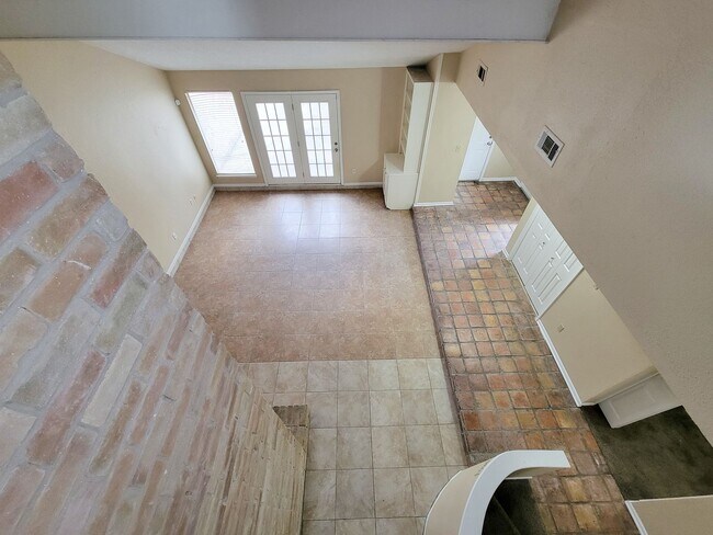 Building Photo - Come and view this open floor plan with much potential. Formal and dining room, granite counters,...