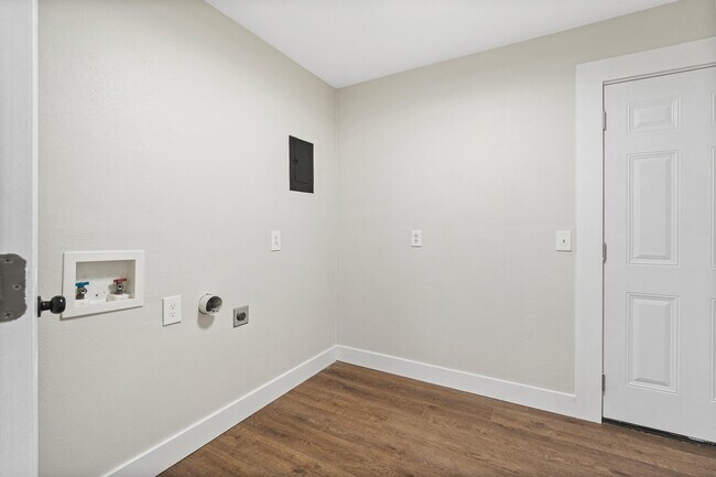 Building Photo - 5223 41st St