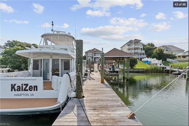 Building Photo - 31 Bay Front Pl