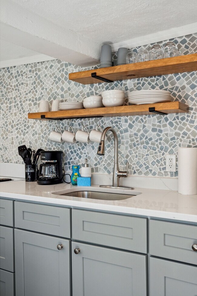 Building Photo - 61 Ocean Blvd