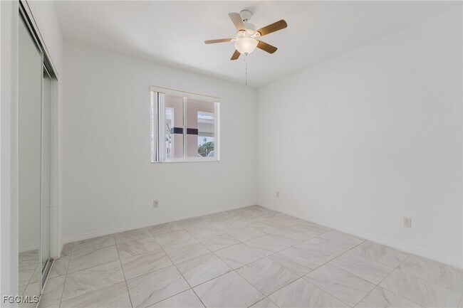 Building Photo - 5612 Rose Garden Rd