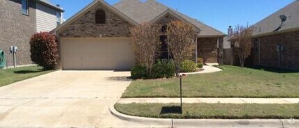 Building Photo - 2221 Whitney Dr