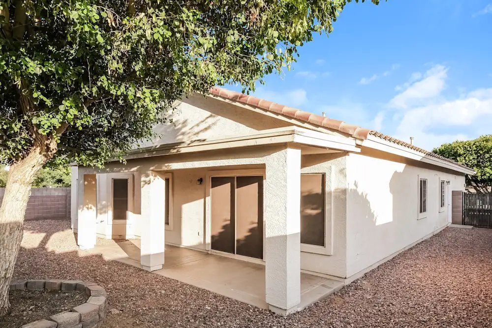 Building Photo - 15723 W Calavar Rd