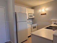 Building Photo - 2502 Riverside Dr