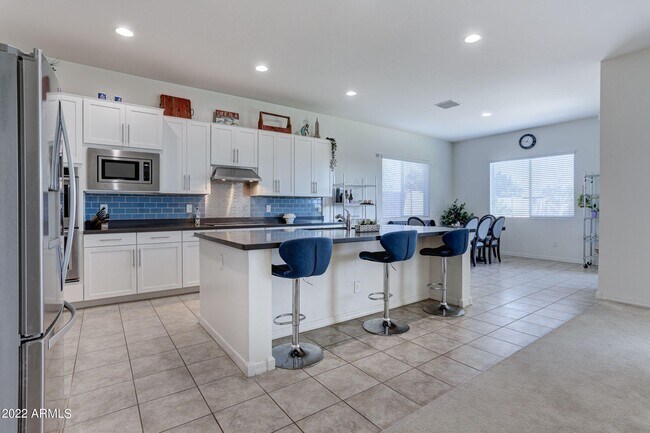 Building Photo - 22533 N 93rd Dr
