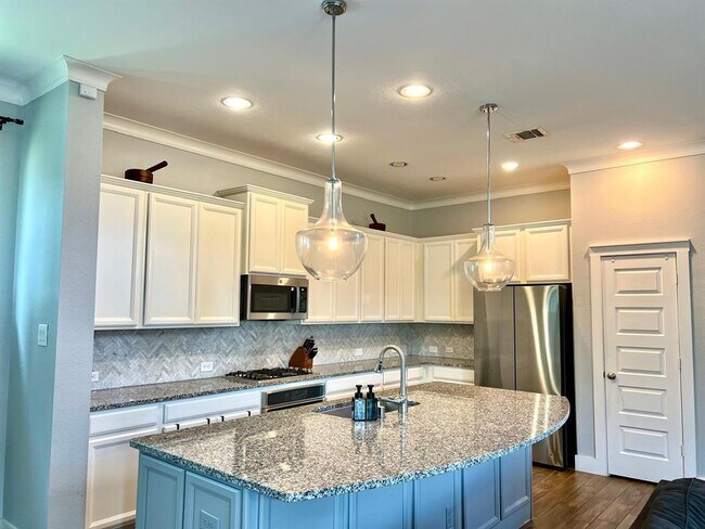 Building Photo - 18106 Moonlit River Dr