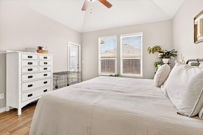 Building Photo - 7841 Fort Griffen Dr