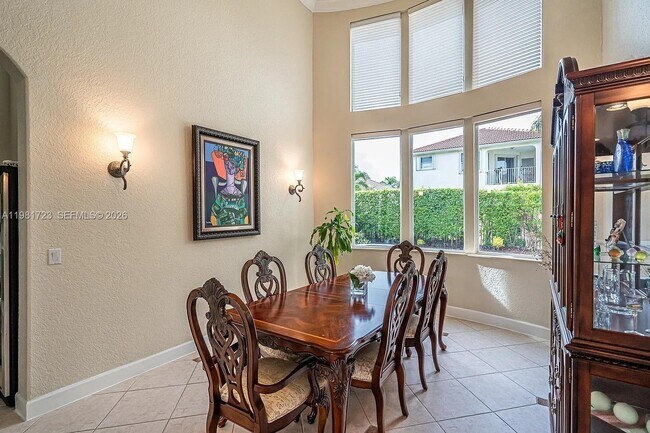 Building Photo - 3182 SW 189th Ave