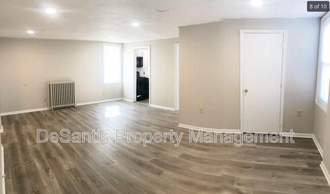 Building Photo - 229 State St