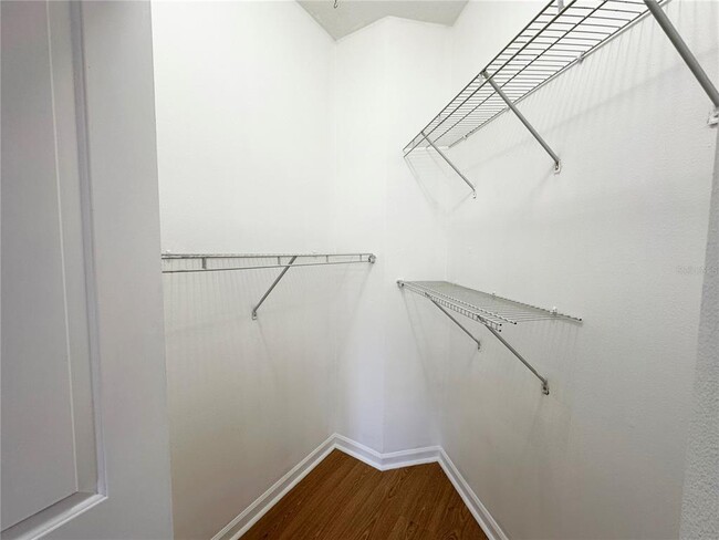 Building Photo - 12843 Madison Pointe Cir