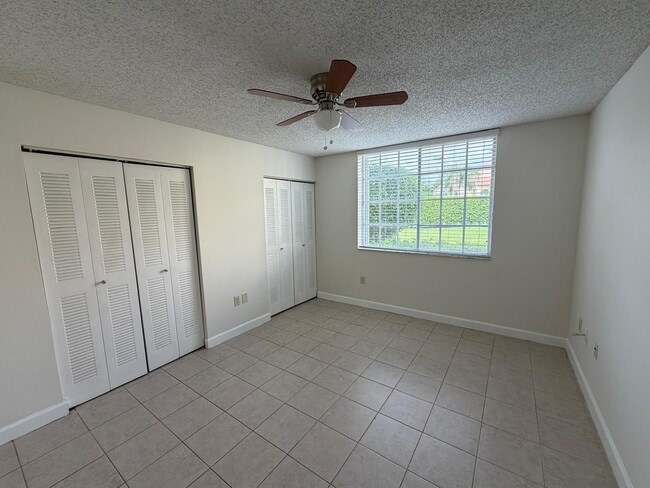 Building Photo - 1743 Village Blvd